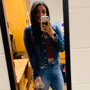 Meet your Posher, Luisa